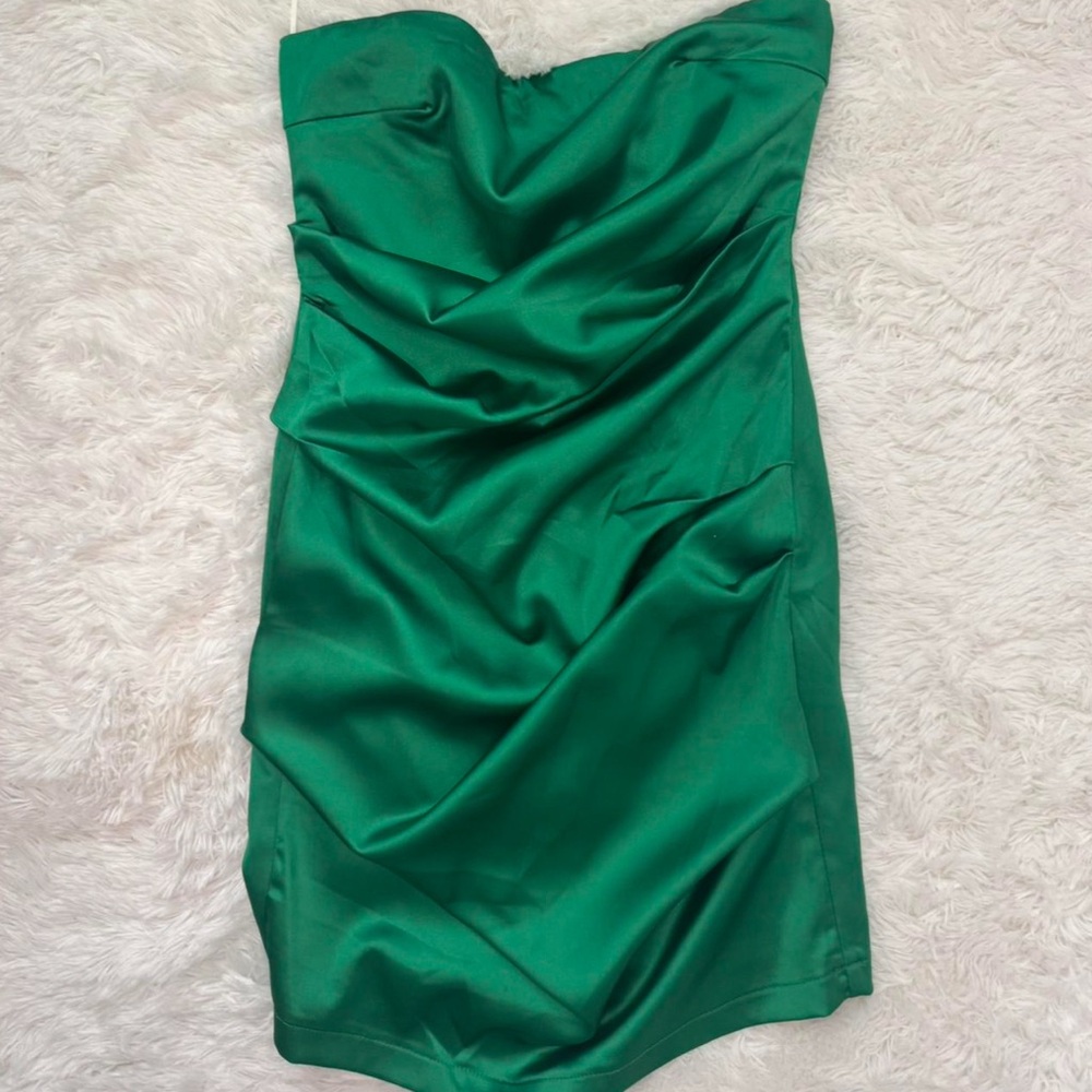 Hello Molly Green Strapless Sheath Dress for Cocktail